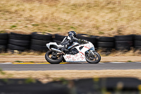anglesey-no-limits-trackday;anglesey-photographs;anglesey-trackday-photographs;enduro-digital-images;event-digital-images;eventdigitalimages;no-limits-trackdays;peter-wileman-photography;racing-digital-images;trac-mon;trackday-digital-images;trackday-photos;ty-croes